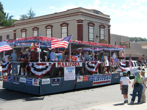 Parade08-2